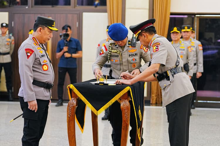Diangkat Jadi Astamaops Kapolri, Ini Sosok Putra Tasikmalaya Irjen Pol Dr Akhmad Wiyagus